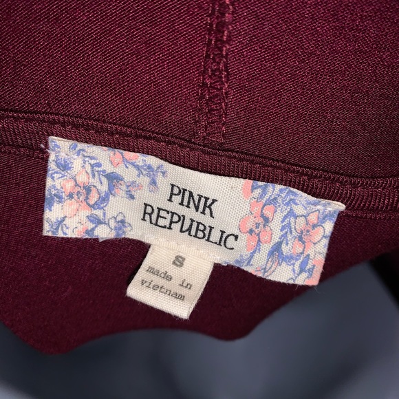 Pink Republic super soft maroon hoodie - Picture 3 of 4